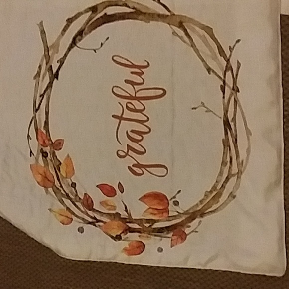 Thanksgiving fall table runner 6 feet long - Picture 3 of 4